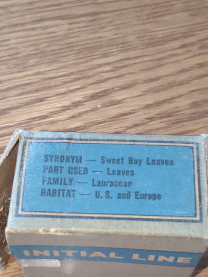 Vintage Initial Line Bay Laurel leaves cardboard box st6