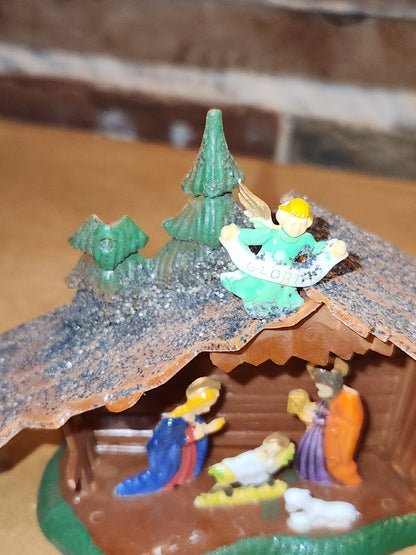 Vintage Plastic Celluloid Nativity Made in Hong Kong Mica n10