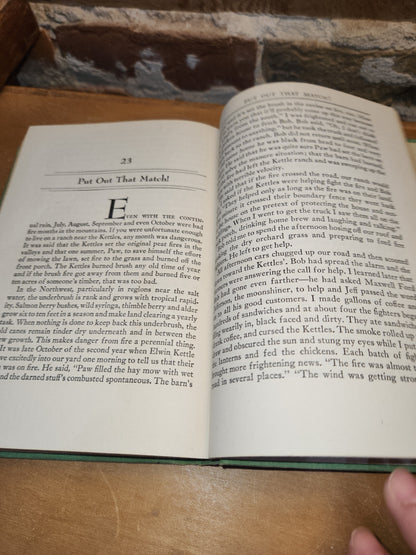 The Egg and I by Betty MacDonald 1945 Vintage Green Book Cover bk13