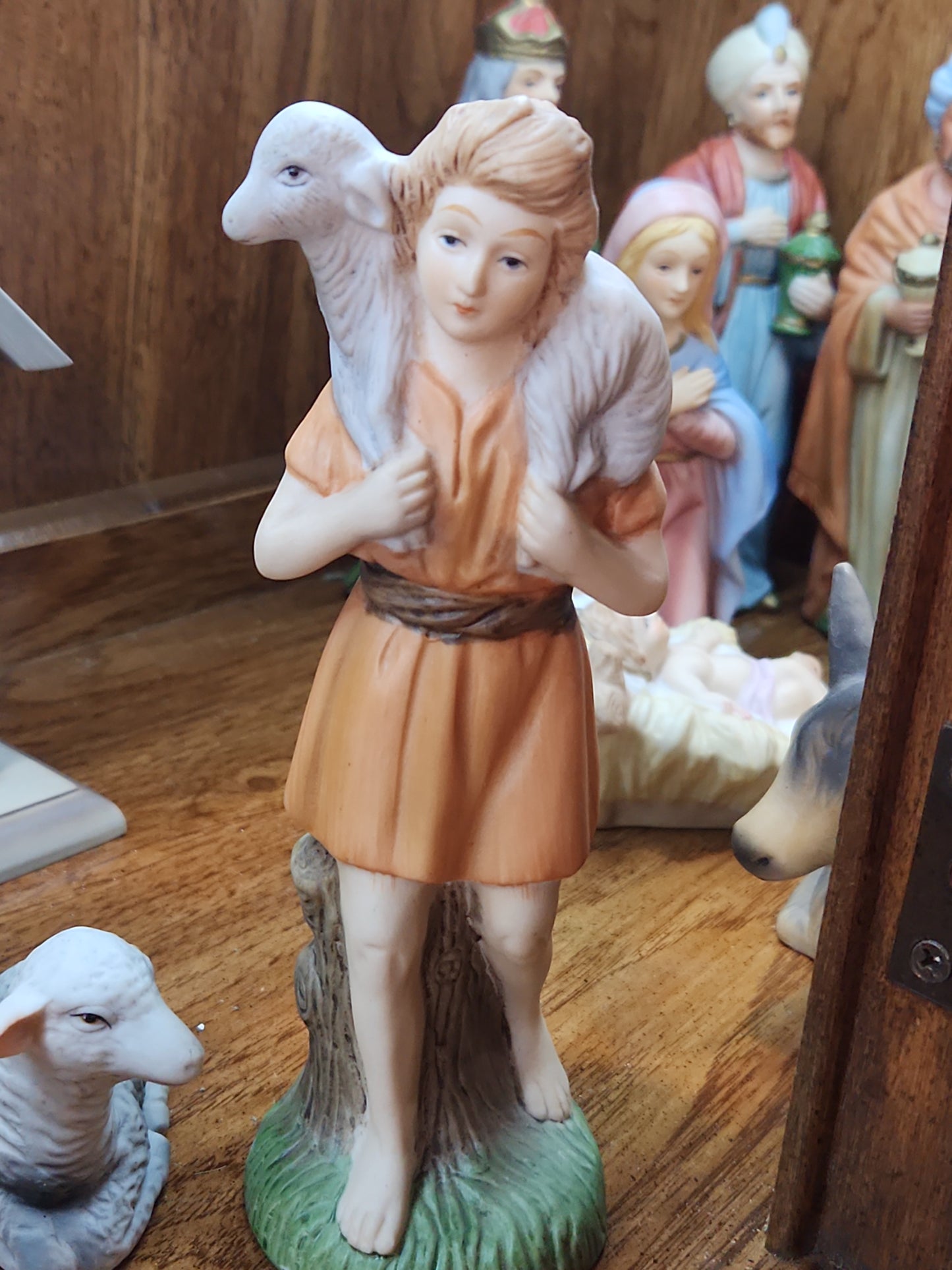 Vintage Homeco 5216 Nine Piece Bisque Porcelain Nativity set