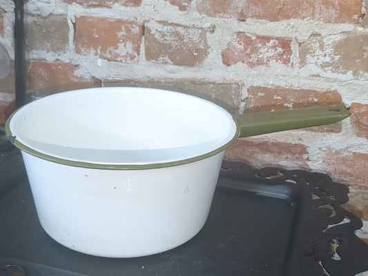 Vintage Green & White Enamelware 2 Quart Cookware Pot ena28