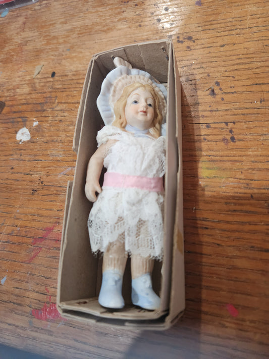 Vintage Shackman French Bisque Bonnet Doll in original box Charlotte doll87