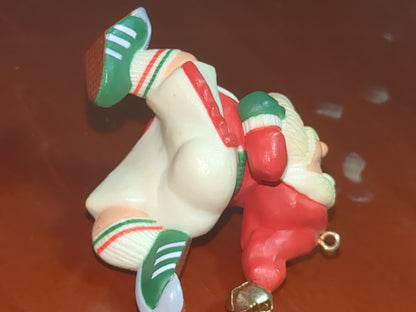 Vintage Hallmark Jogging Santa Claus Christmas Ornament Running Marathon Runner 1982 ho654