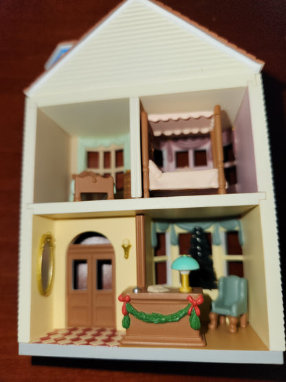 HH2002 Victorian Inn Ornament Hallmark Nostalgic Houses,