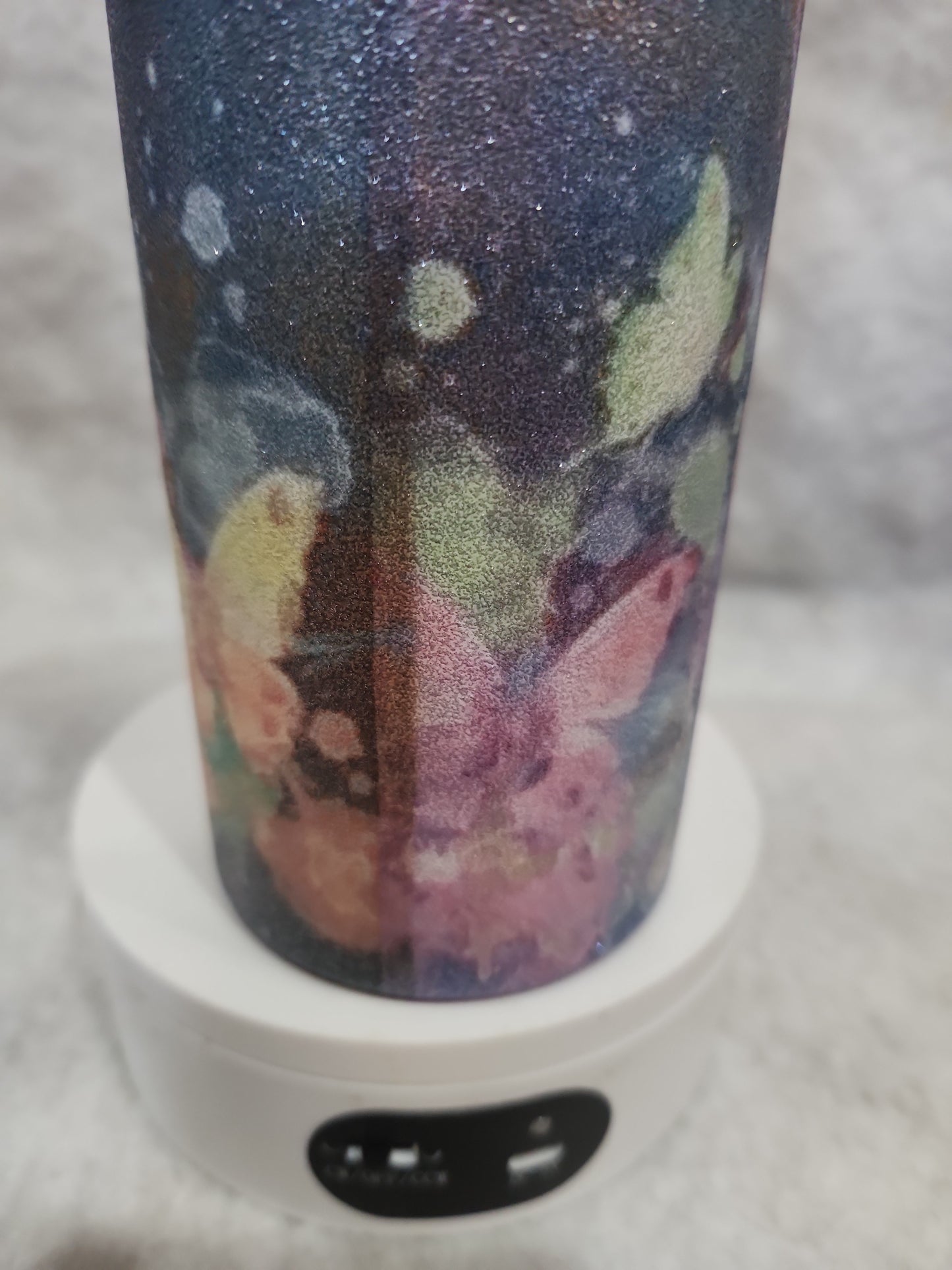 20 Oz Stainless Steel, Insulated, glitter Tumbler.  I can do all things through him tg91