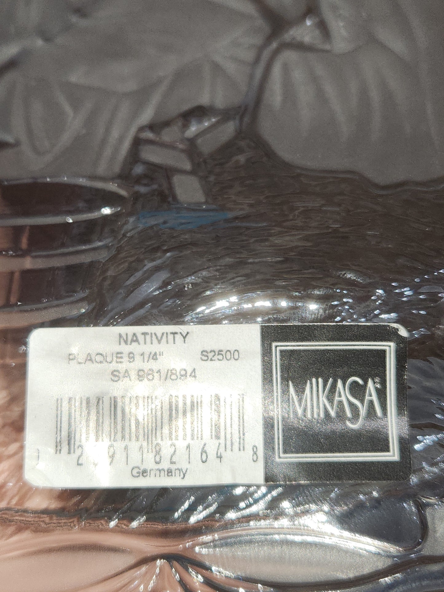 Mikasa Christmas Nativity display platter, trinket Dish, plaque crystal 9" x 7"