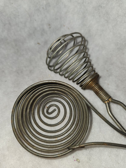 Vintage 2 piece kitchen  metal wire coil beehive egg separator & wire coil whisk kit77