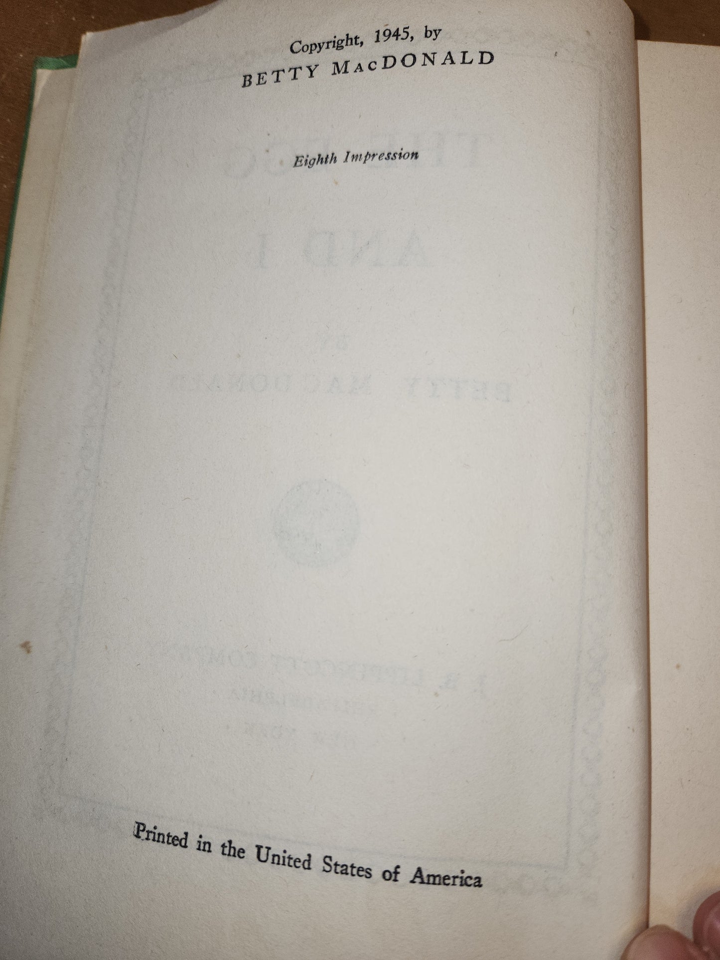 The Egg and I by Betty MacDonald 1945 Vintage Green Book Cover bk13