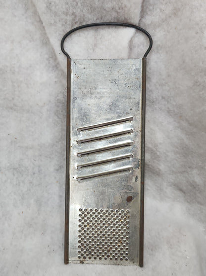 Vintage Rapid Slaw & Vegetable Cutter Made by Bluffton Slaw Cutter Co  Shredder Grater sh45