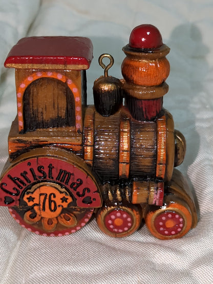 Vintage Hallmark 1976 Train Tree Trimmer Christmas Ornament h0211