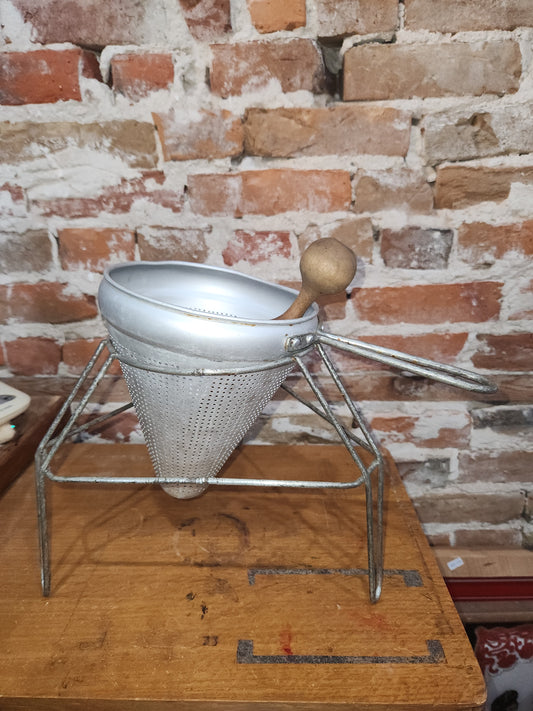 Vintage Cone Sieve Colander Strainer with Stand with Wood Pestle ki334