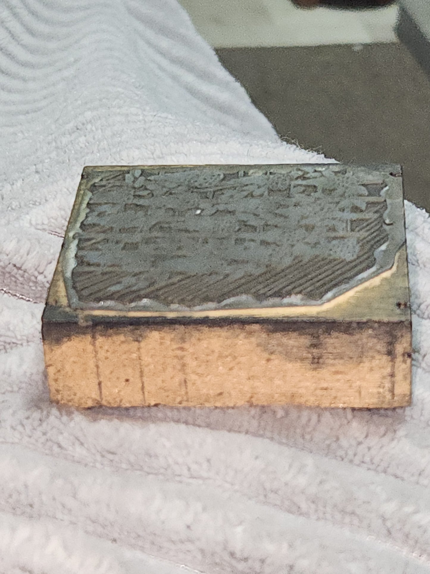 Vintage Wood Metal Newspaper Print Block Printer's Press Grapevine Grapes Flower pbgv