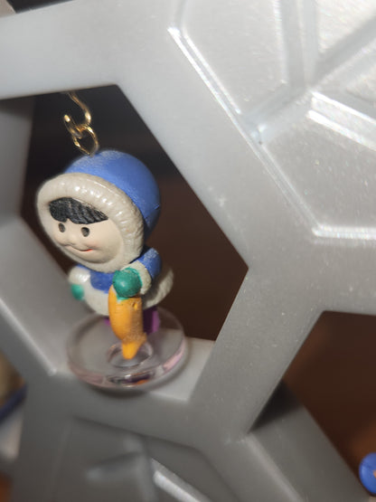 Vintage Avon Wee Winter Friends Display Stand Along With Set Of Four Wee Winter Friends Penguine, Seal, Polar Bear, Eskimo NO BOX ww67