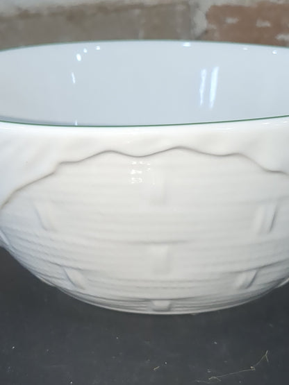 Pfaltzgraff Christmas Heritage basket serving bowl USA pfa13