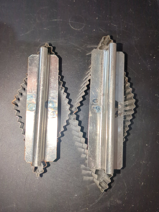 Vintage aluminum wrap biscuit cutter kinda diamond shape cc100