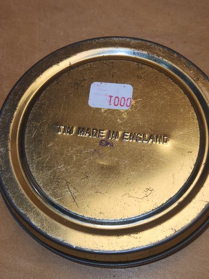 Vintage Heather Pipe Tobacco Tin 2 oz Scottish Formula Hollco tin016