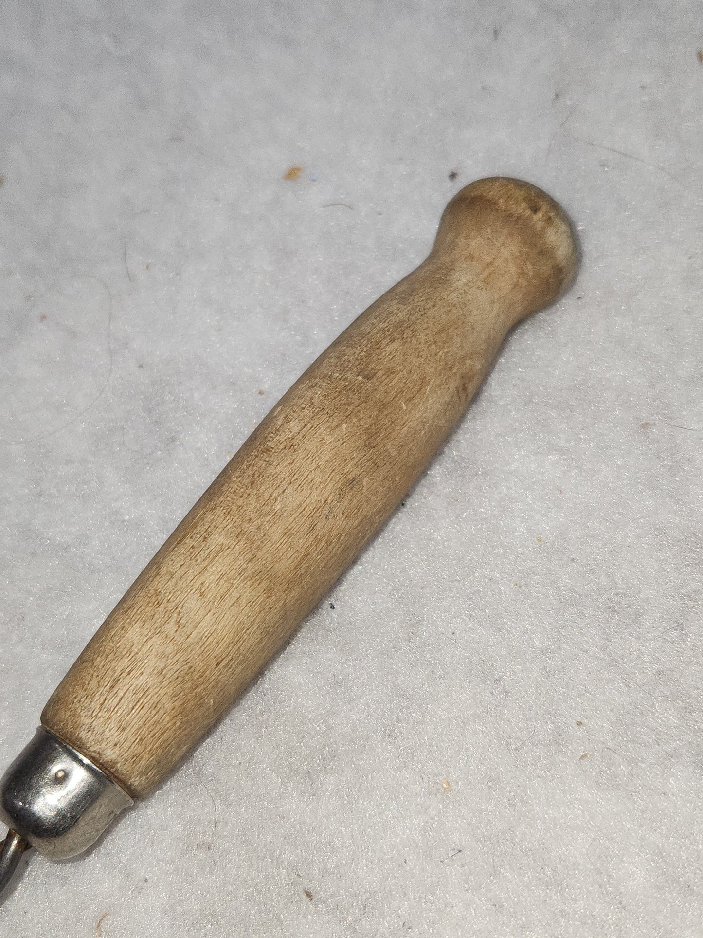 Vintage Plain Kitchen Tool Utensil Twisted Coiled Whisk Stainless Steel worn wooden handle ki68