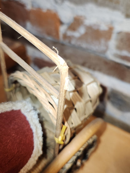 Vintage Bethany Lowe Santa Claus Wearing Wool in a Woven Sleigh With Toys AS IS s90