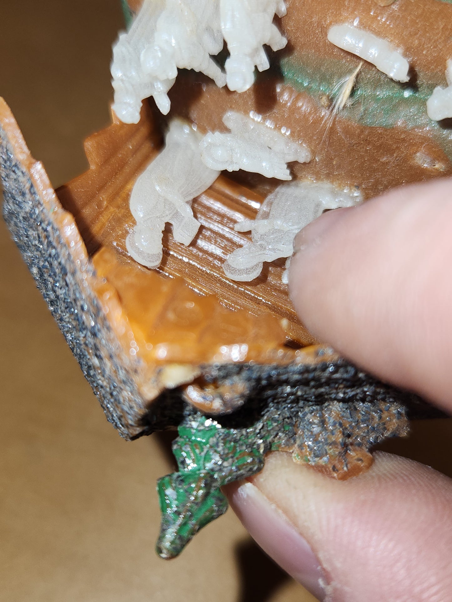 Vintage Set of Two miniature Plastic Celluloid Nativity Ornaments Made in Hong Kong Mica n11