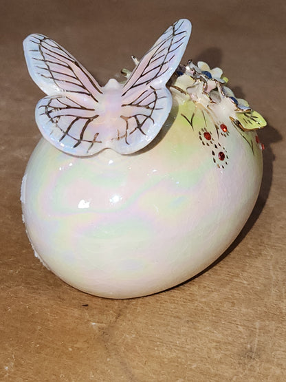 Vintage Porcelain Egg with 3D Butterfly, Flowers and Leaves Gold Accents. Eg6
