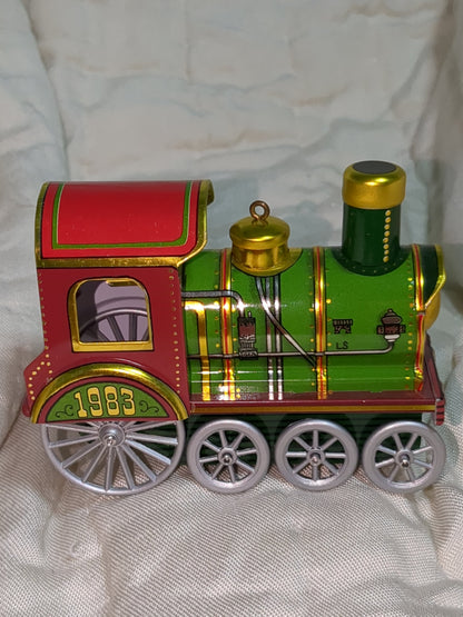 Vintage 1983 Hallmark tin locomotive series train #2 HH294