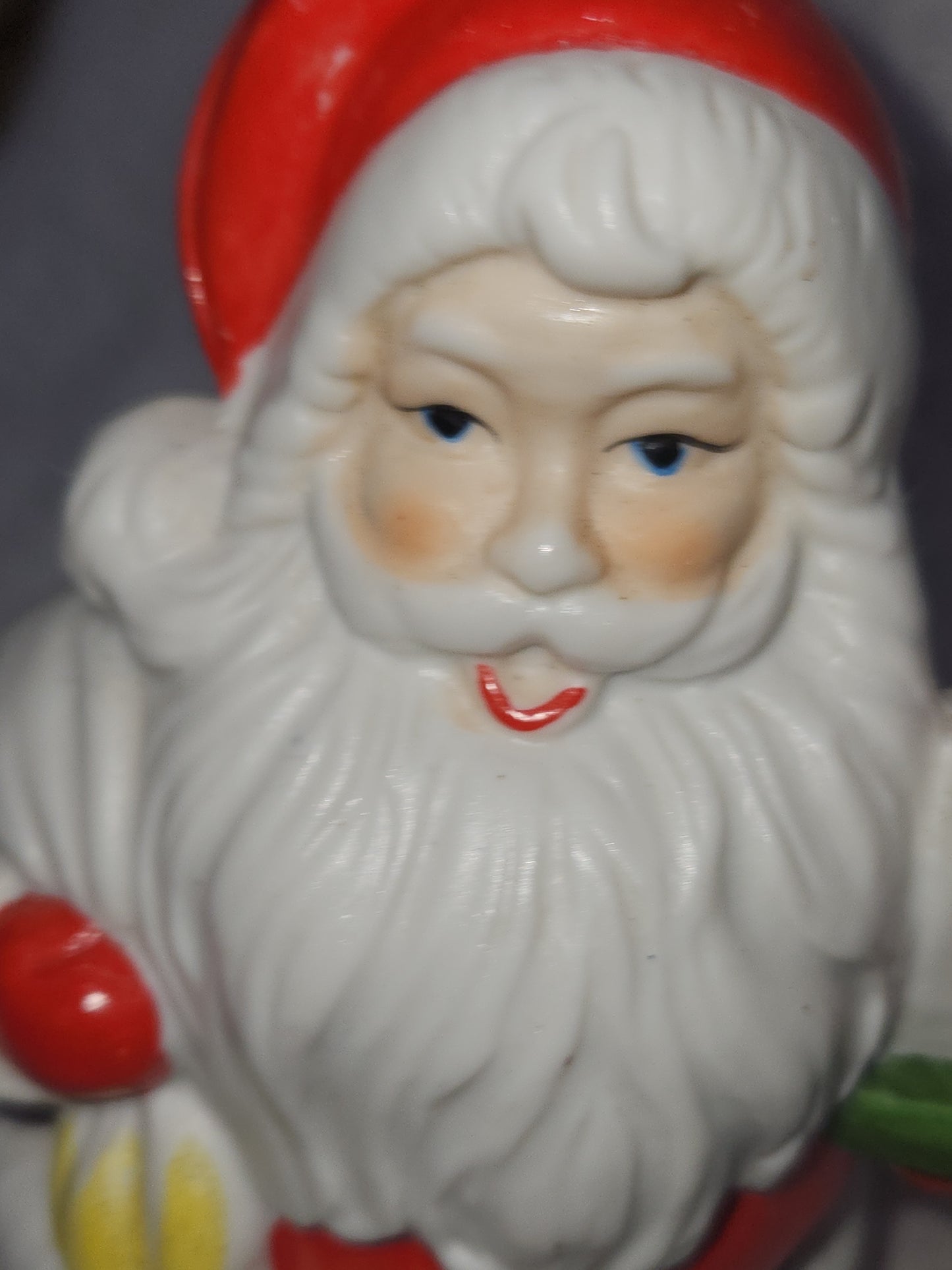 Vintage Enesco Japan Ceramic Santa Claus Coin Bank cb76