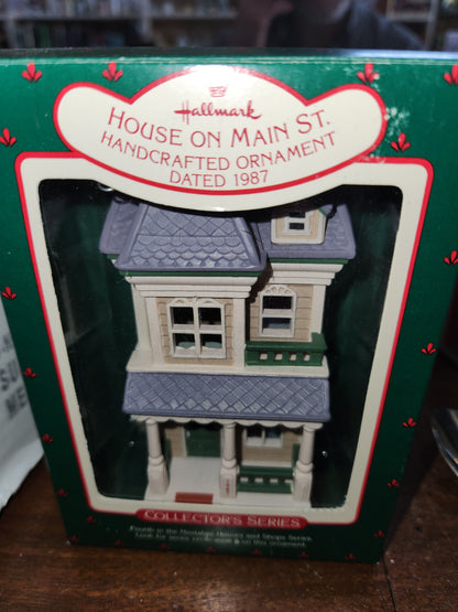 HH1987 House on Main Street Ornament Hallmark Nostalgic Houses