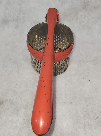 Vintage Potato Ricer Red Handle Universal No Makers Mark kit916