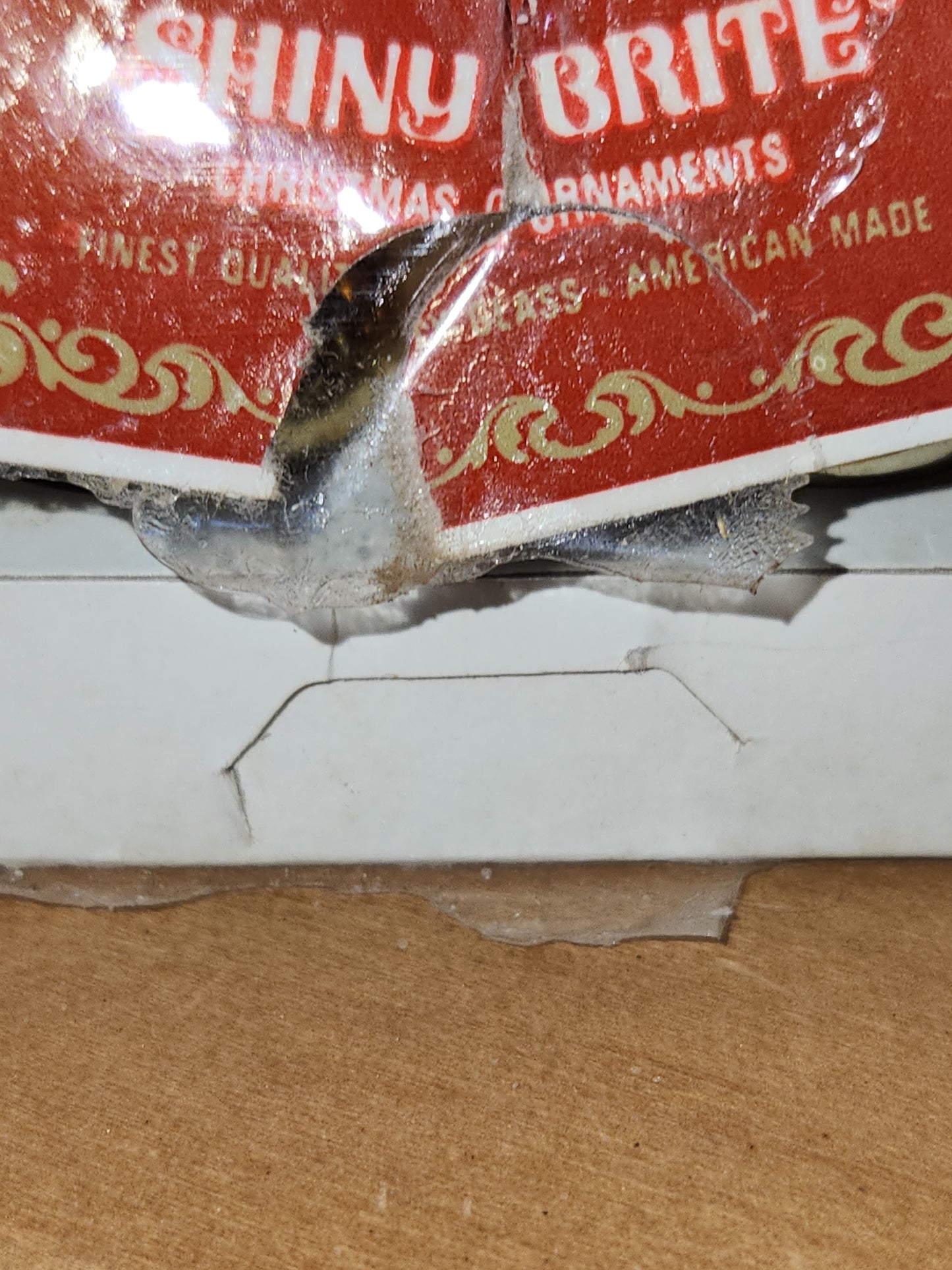 Box of Shiny Brite gold ornaments .98" 1" 25mm box of 12 bO03 box as is