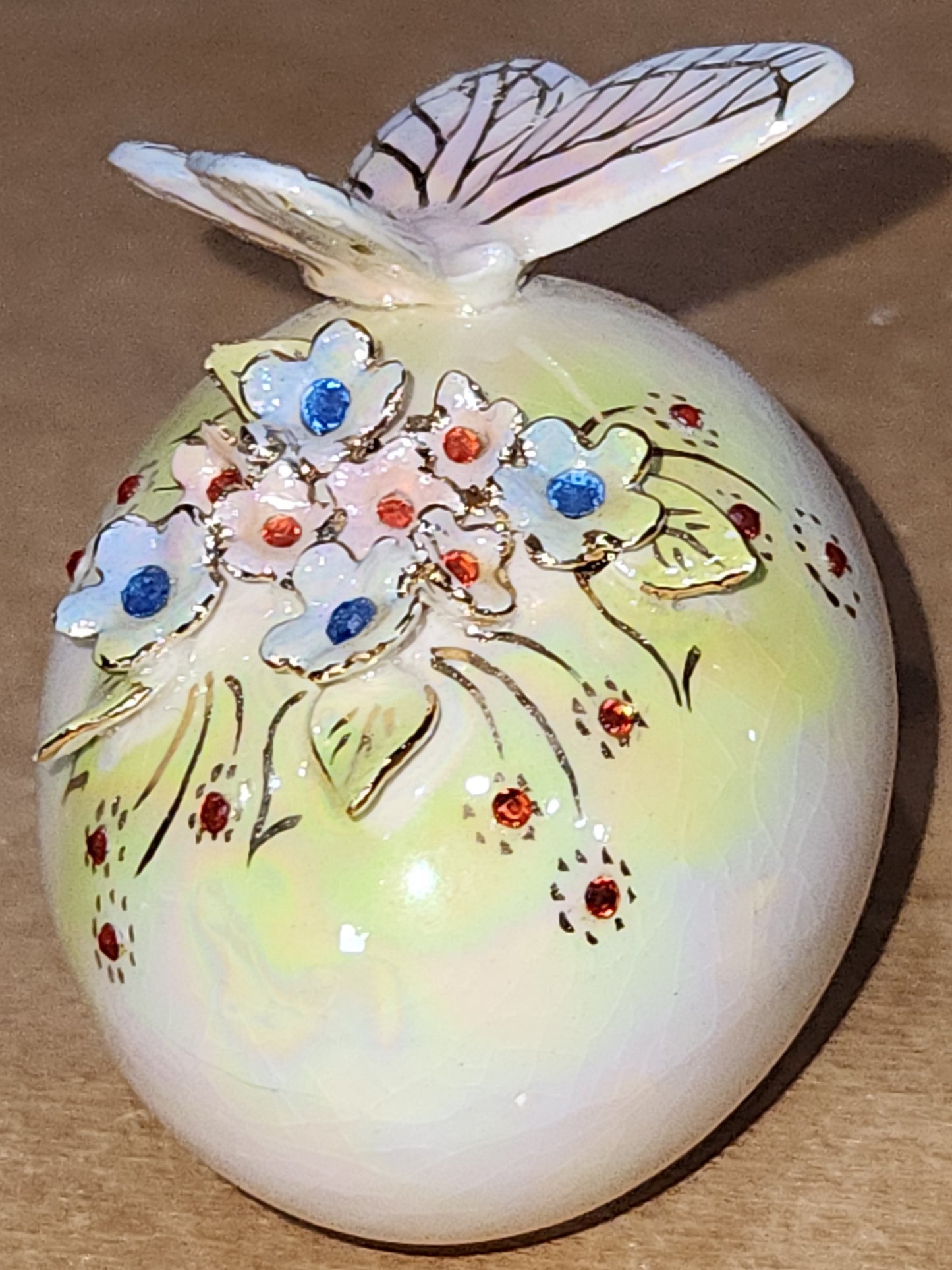 Vintage Porcelain Egg with 3D Butterfly, Flowers and Leaves Gold Accents. Eg6