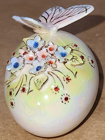 Vintage Porcelain Egg with 3D Butterfly, Flowers and Leaves Gold Accents. Eg6