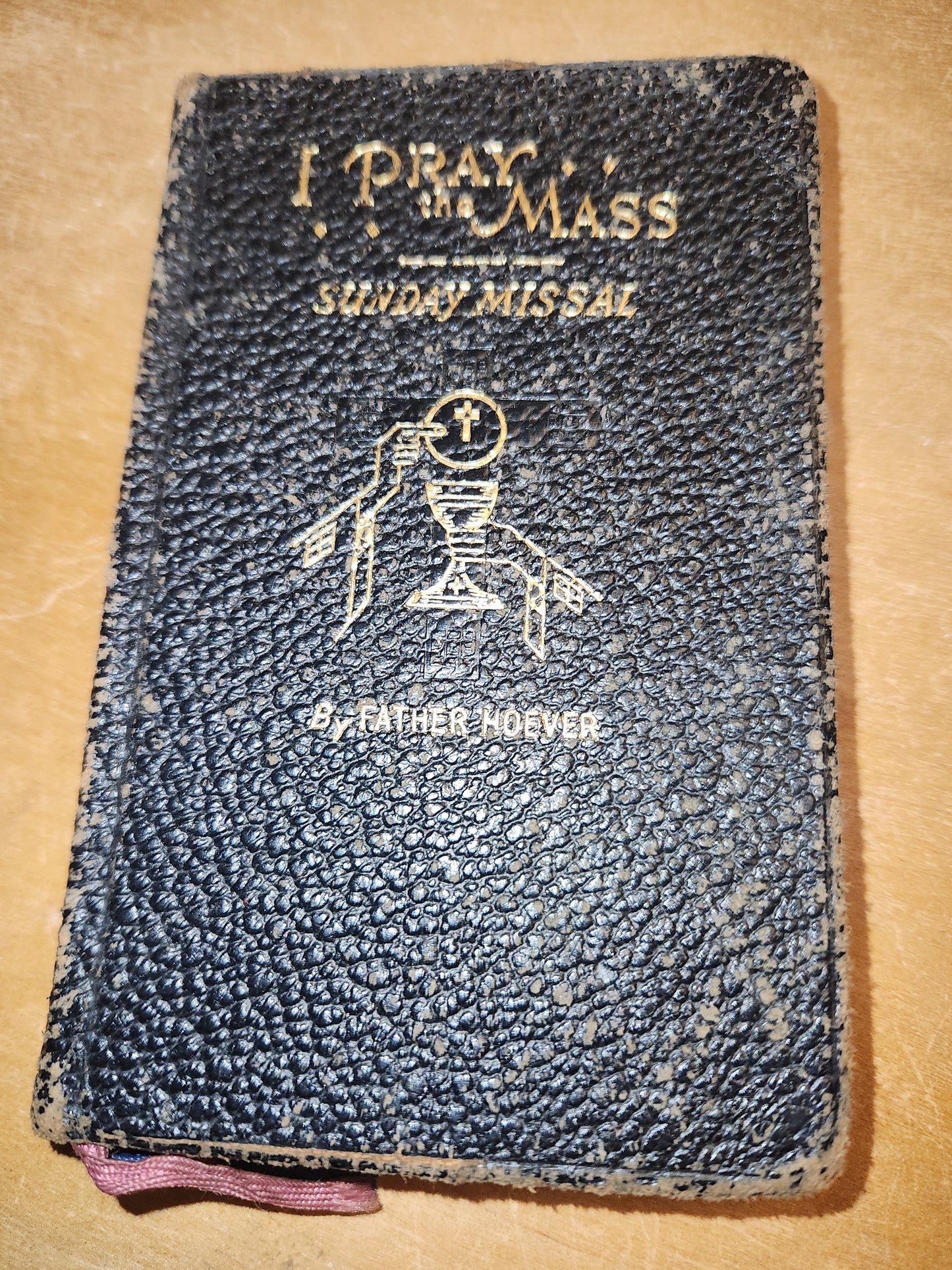 Vintage "I Pray The Mass" Sunday Missal by Father Hoever  1947 vb01