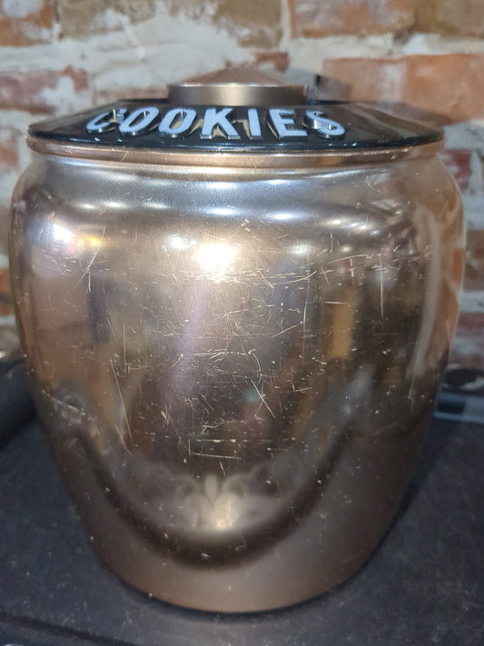 Vintage Kromex pink rose gold aluminum cookie 10 with black lid al6691
