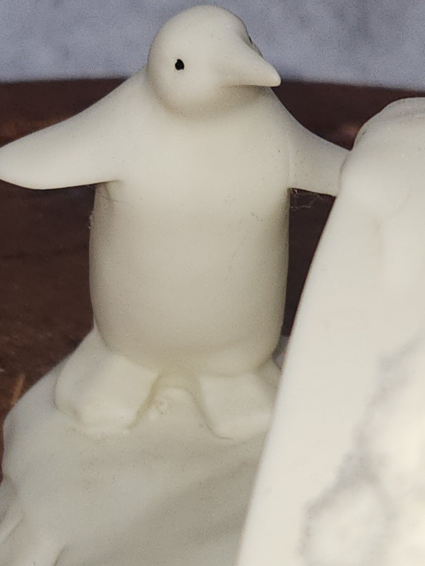 Vintage Deptartment 56 SNOWBABIES Polar Sign & Penguin & tree 1991 sb29