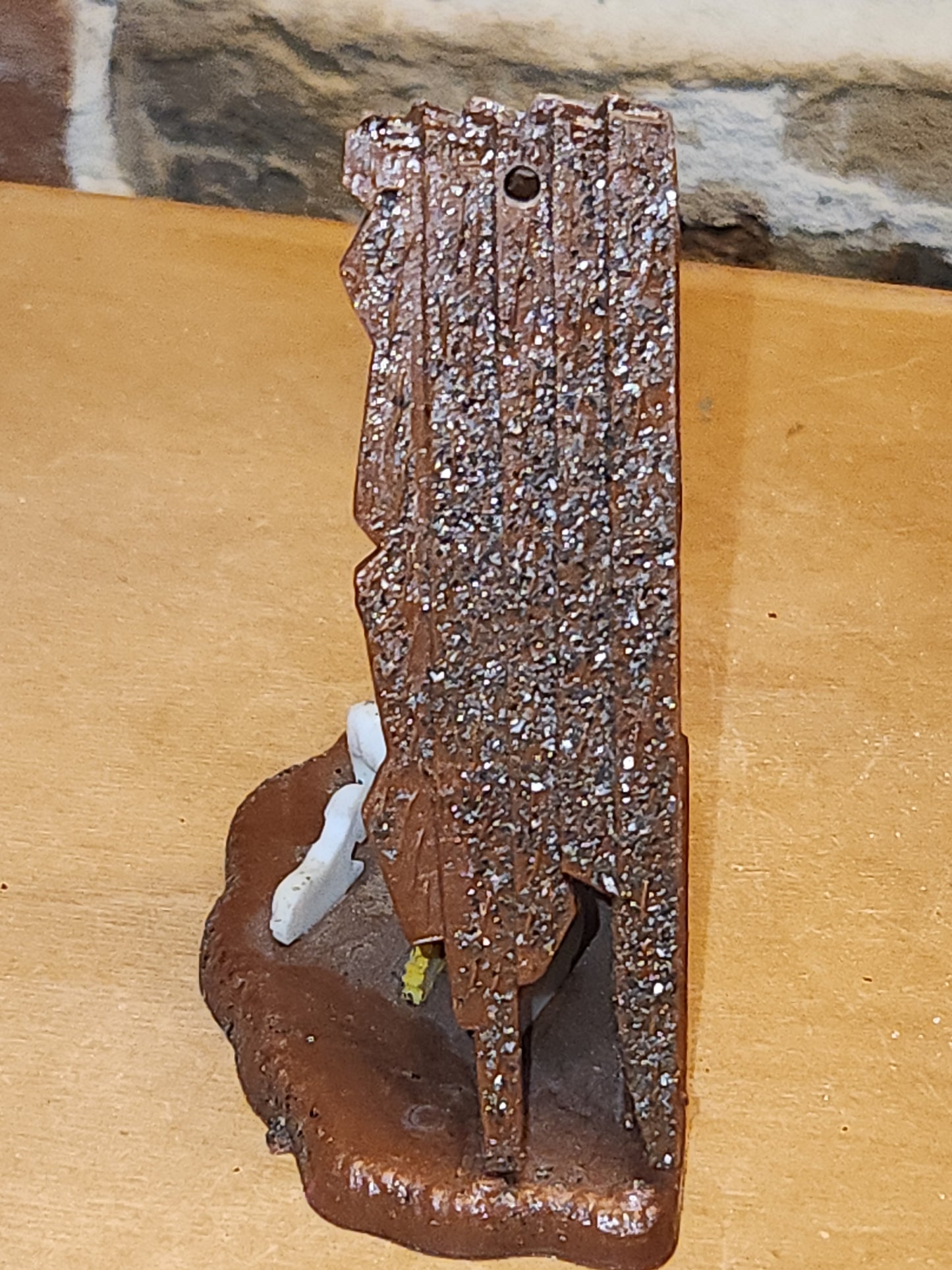 Vintage Plastic Celluloid Triangle Nativity Made in Hong Kong Mica n19