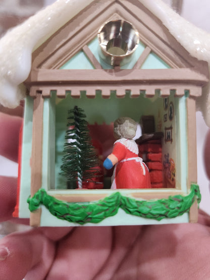 Vintage 1985 Hallmark Keepsake Holiday Magic lighted ornament Mr & Mrs Santa