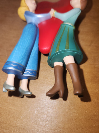 Vintage Hallmark Keepsake Ornament Sisters There's No Better Friend Than a Sister 2004