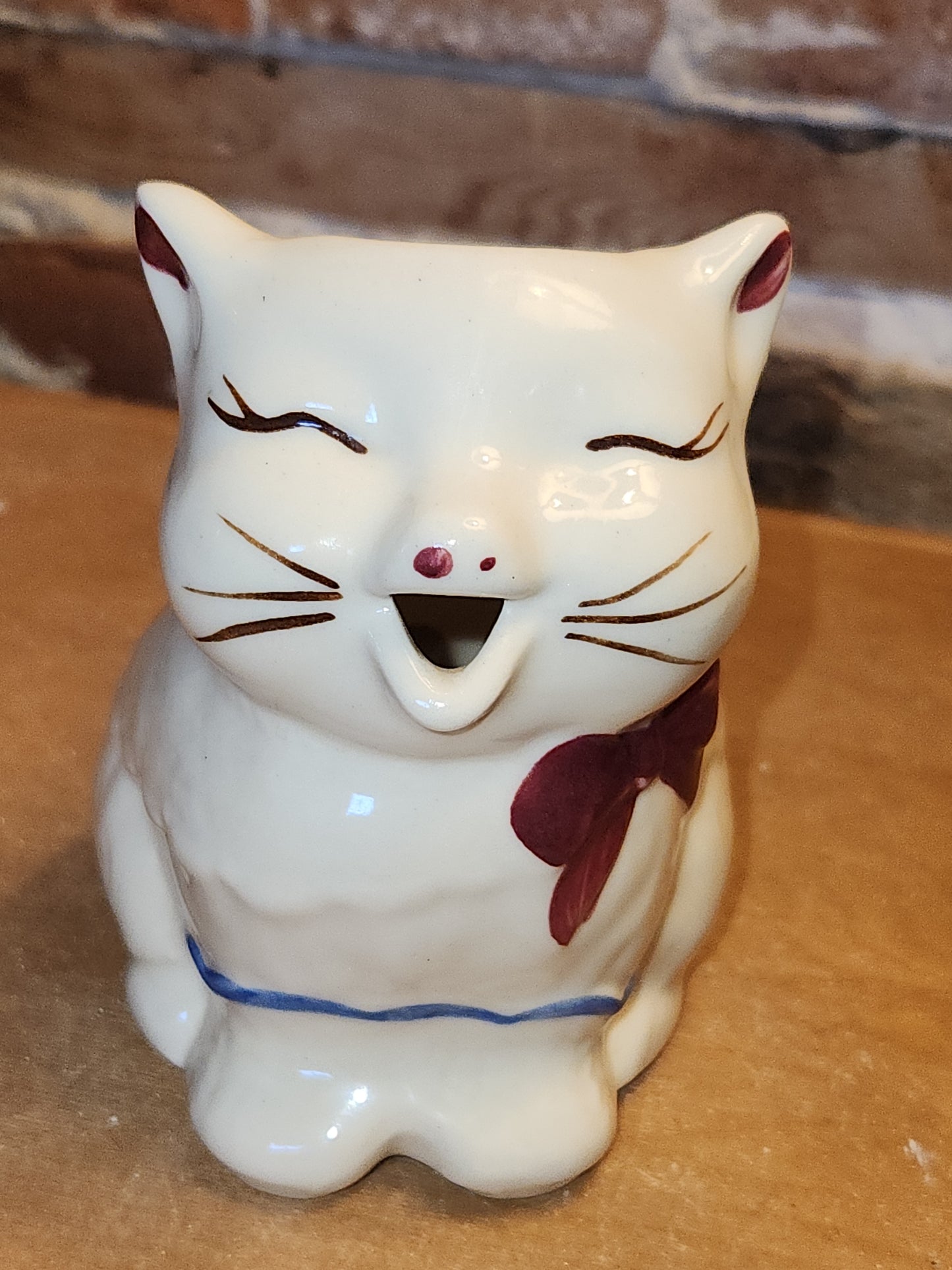 Vintage Shawnee Pottery Puss ‘n Boots Cat Creamer from 1940s po9