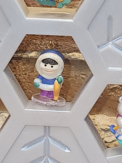 Vintage Avon Wee Winter Friends Display Stand Along With Set Of Four Wee Winter Friends Penguine, Seal, Polar Bear, Eskimo NO BOX ww67