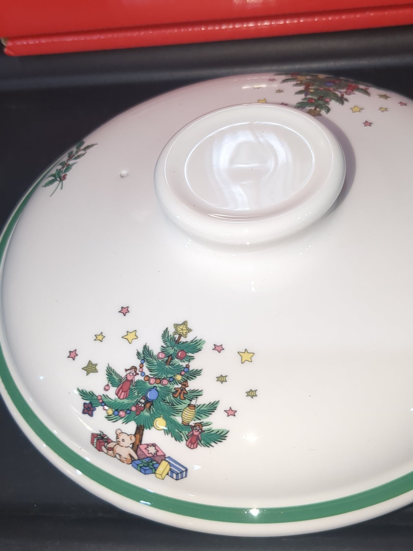 REPLACEMENT LID Nikko Happy Holidays Christmastime 1 1/2 quart casserole lid only