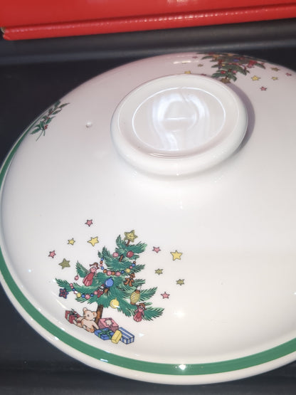 REPLACEMENT LID Nikko Happy Holidays Christmastime 1 1/2 quart casserole lid only