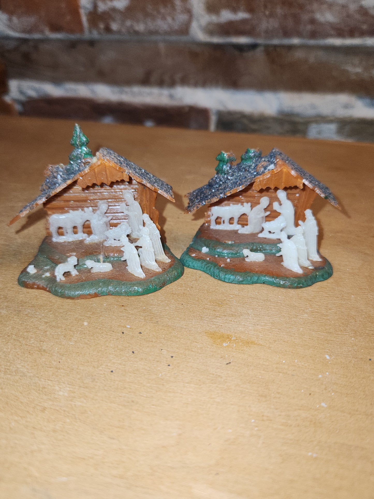 Vintage Set of Two miniature Plastic Celluloid Nativity Ornaments Made in Hong Kong Mica n11