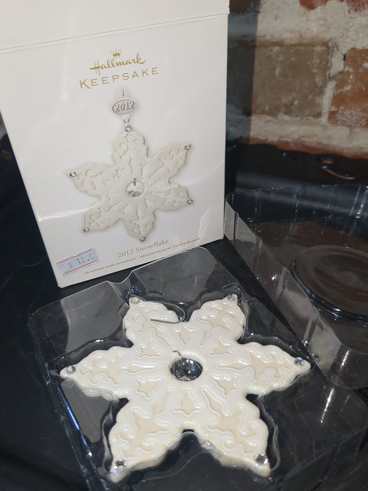 Hallmark Keepsake Ornament 2012 Porcelain Snowflake NIB ho8778