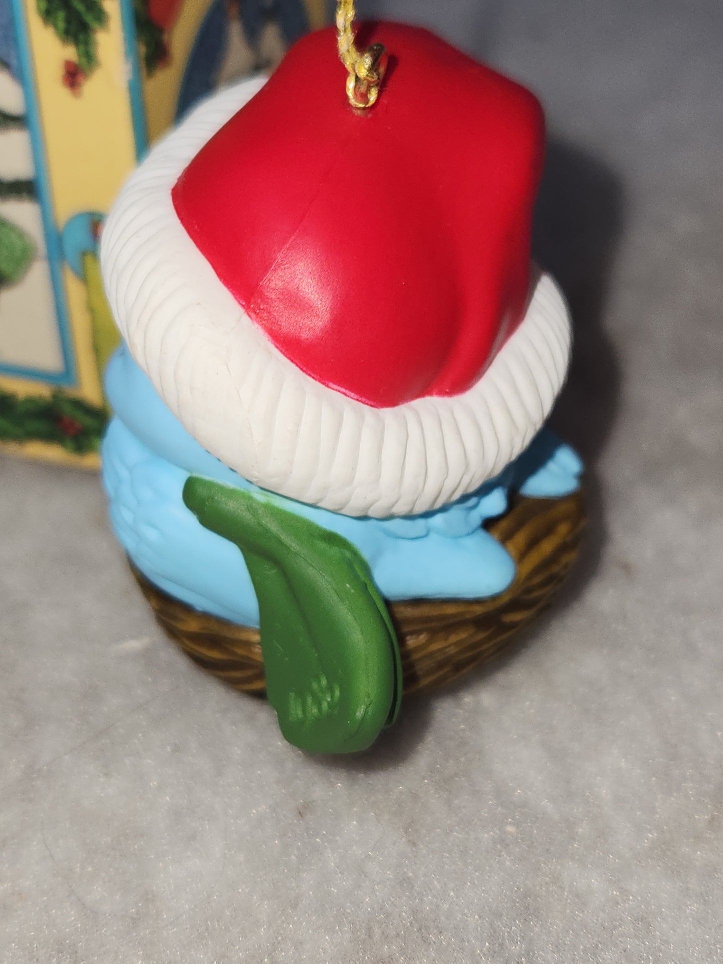 Avon Keepsake Ornaments  Nestled Together 1982 Has Box