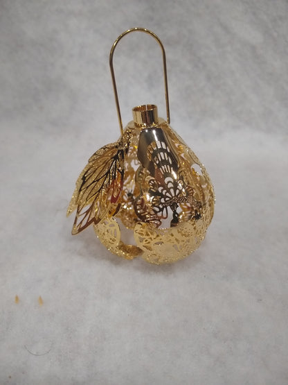 Vintage 1986 Hallmark Keepsake ornament Twelve Days of Christmas Partridge in a Pear Tree ho987