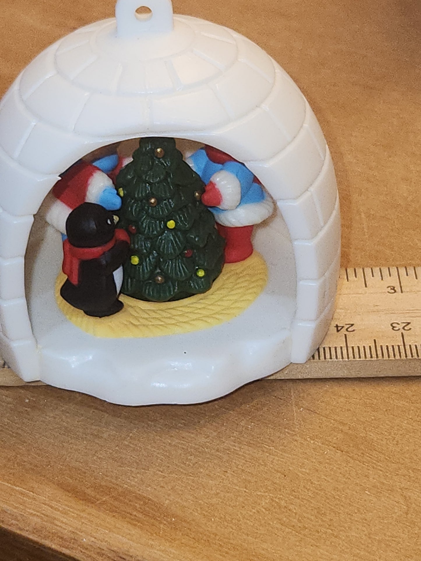 Vintage Avon Tree Ornament Winter Fun Igloo Penguin Christmas Tree 1983 av043