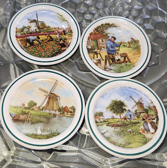 Vintage 1984 Royal Schwabap Mini Plates 3 1/2"