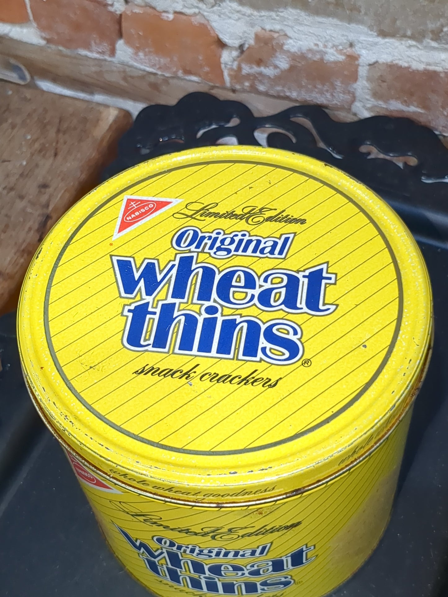 Vintage 1987 Nabisco Original Wheat Thins Snack Cracker Tin 13oz Limited Edition tin900