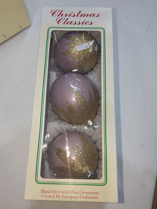 Vintage Christmas lavender BO1