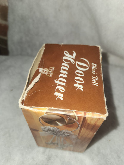 NOS GIFTCO SILVER BELL DOOR KNOB HANGER 12" LONG NEW IN BOX METAL dk7
